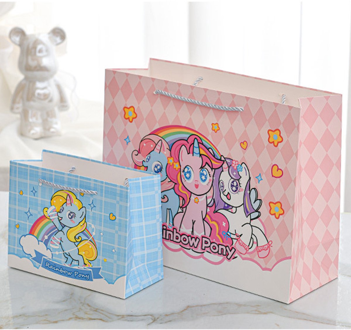 Cadeauzakjes met magische pony’s – 12 stuks – regenboogdesign